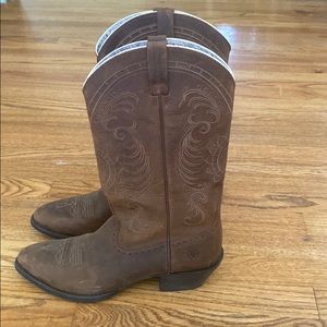 Artiat Cowboy Boots
